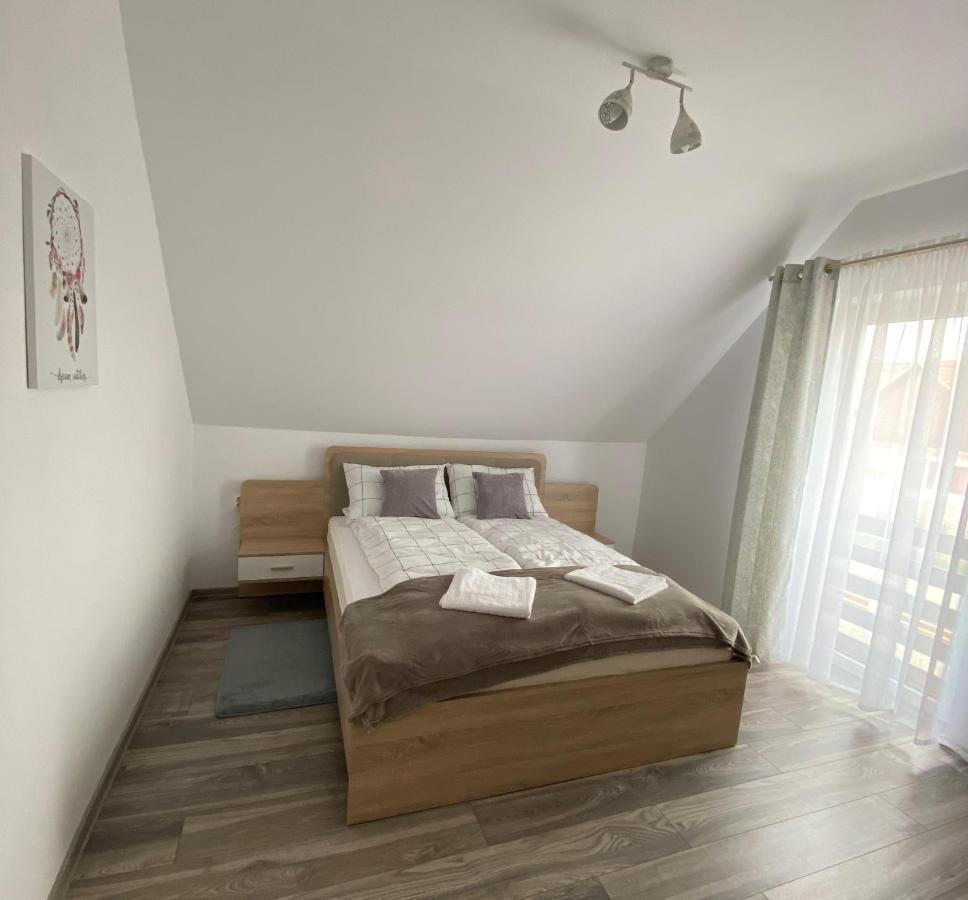 Fenyo Apartman House I オルドヘユ・セクイエスク エクステリア 写真